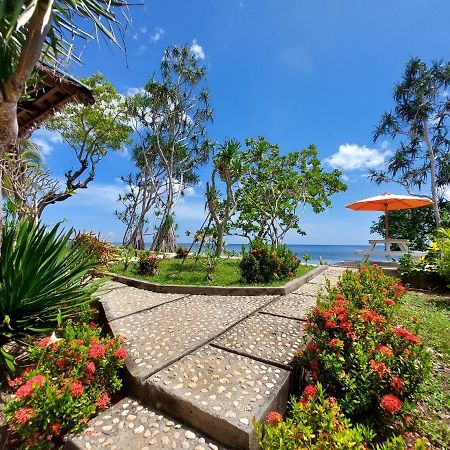 Sunari Beach Resort Selayar Matalalang エクステリア 写真