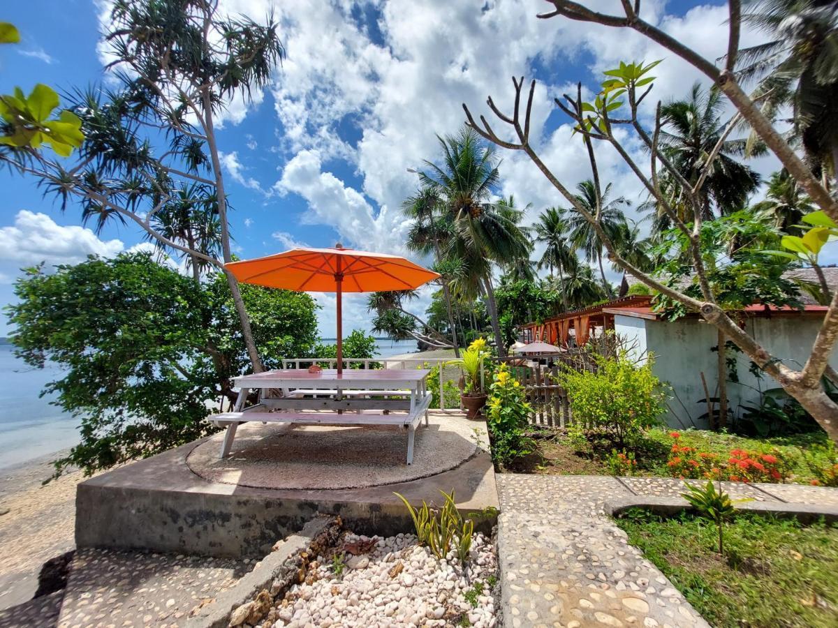 Sunari Beach Resort Selayar Matalalang エクステリア 写真